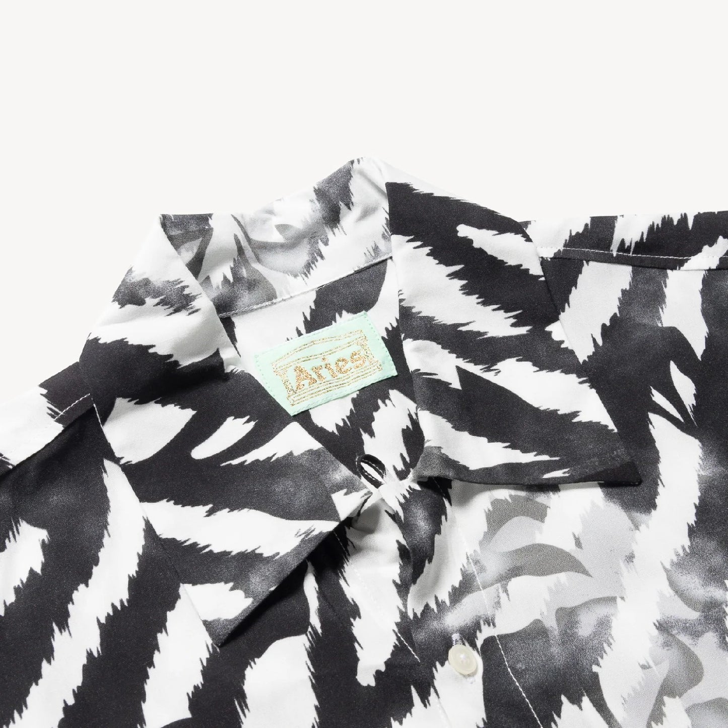 Aries Hibiscus Hawaiian Shirt Multi
